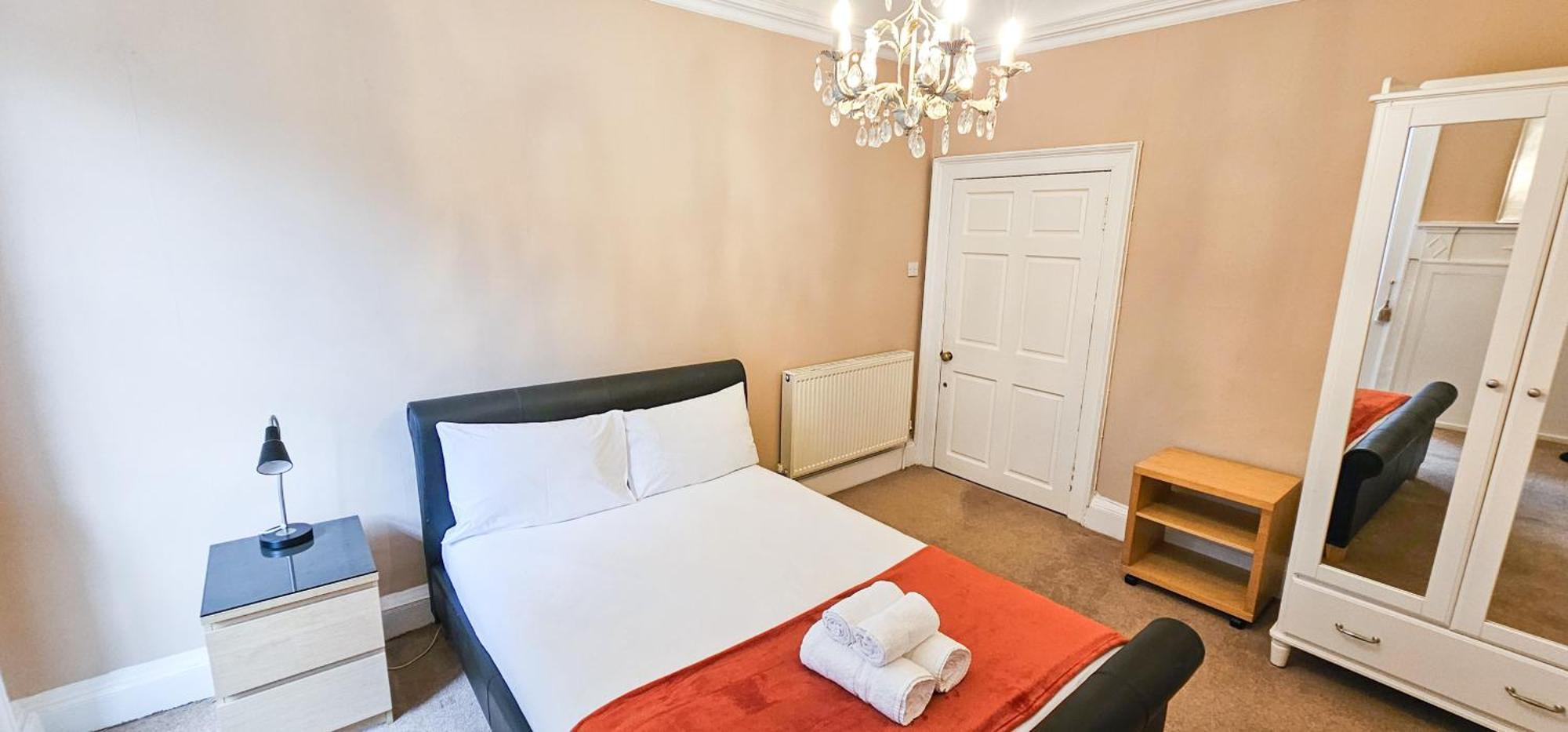 Ferienhaus Russel House - 4 Bedroom - The Royal Mile