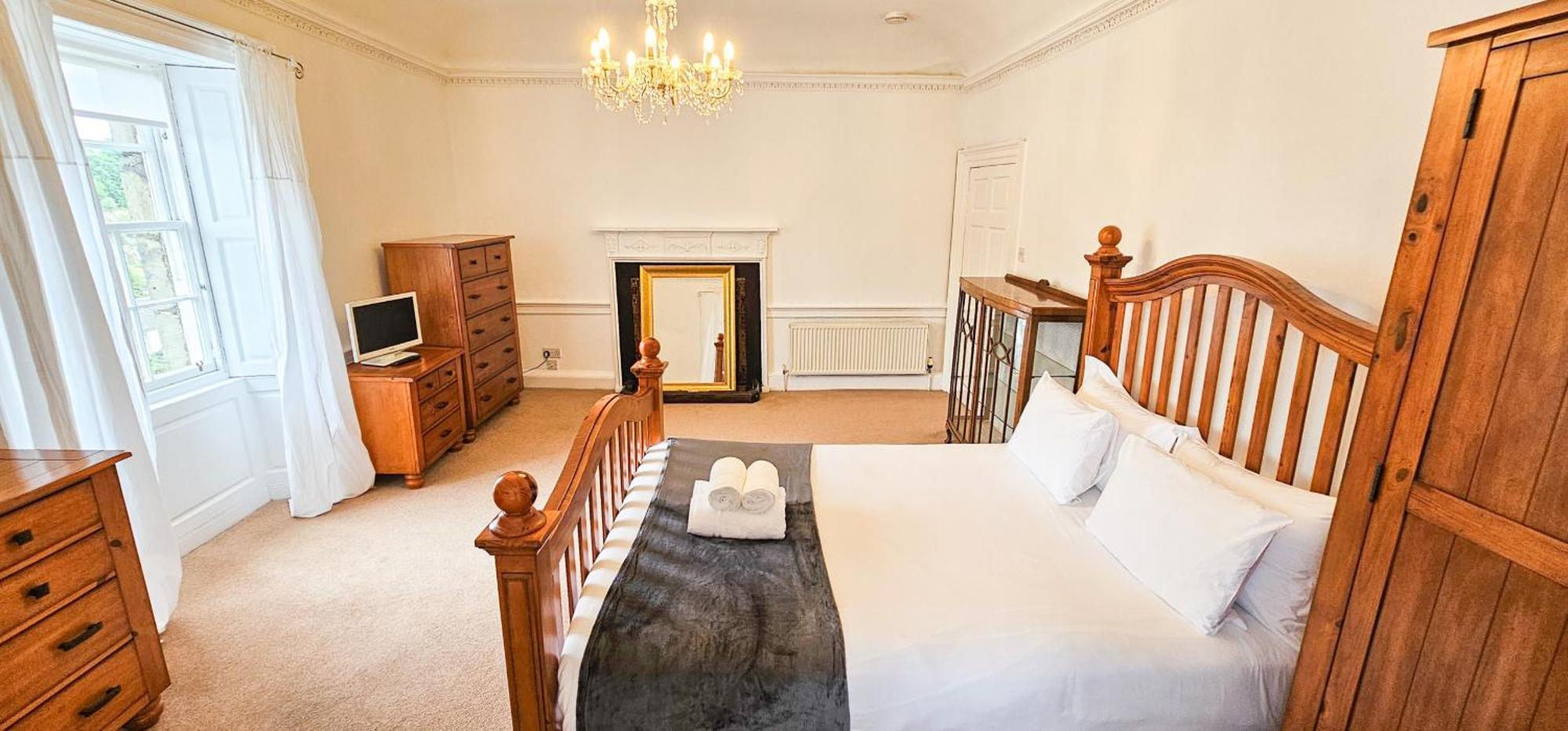 Ferienhaus Russel House - 4 Bedroom - The Royal Mile *